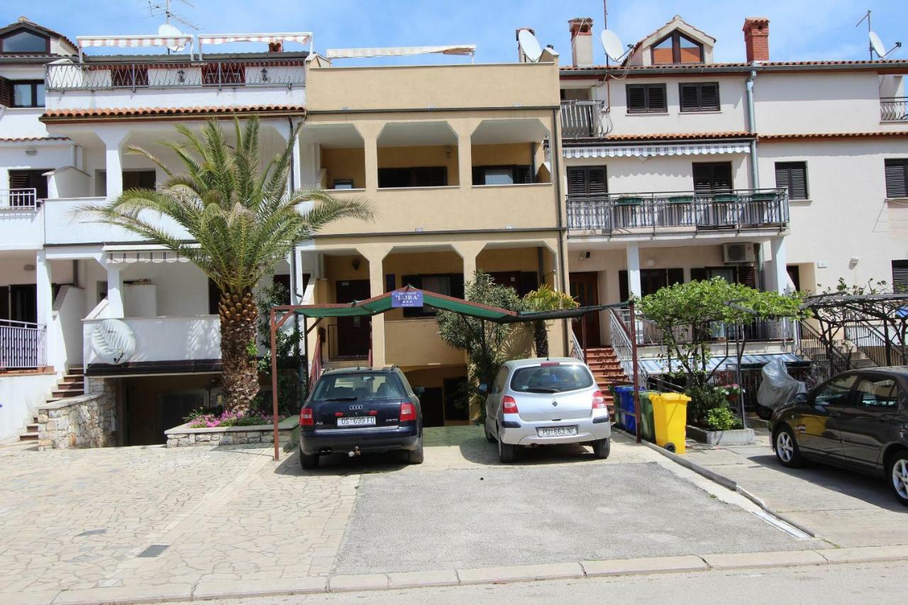Apartments Lora Rovinj Buitenkant foto