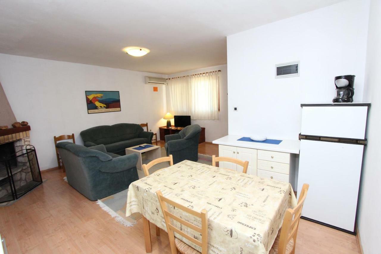 Apartments Lora Rovinj Buitenkant foto